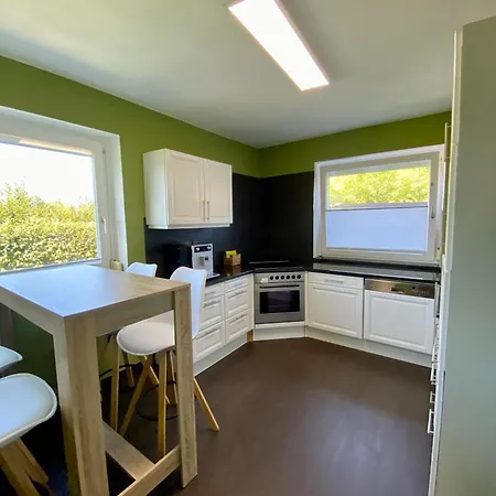 Cosy House With Garden, Close To City Center, Good Traffic Connection Holiday home *